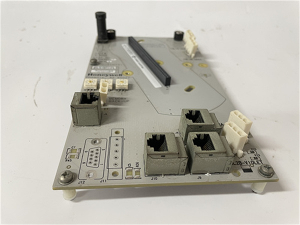 HONEYWELL CC-TCNT01 (3).jpg